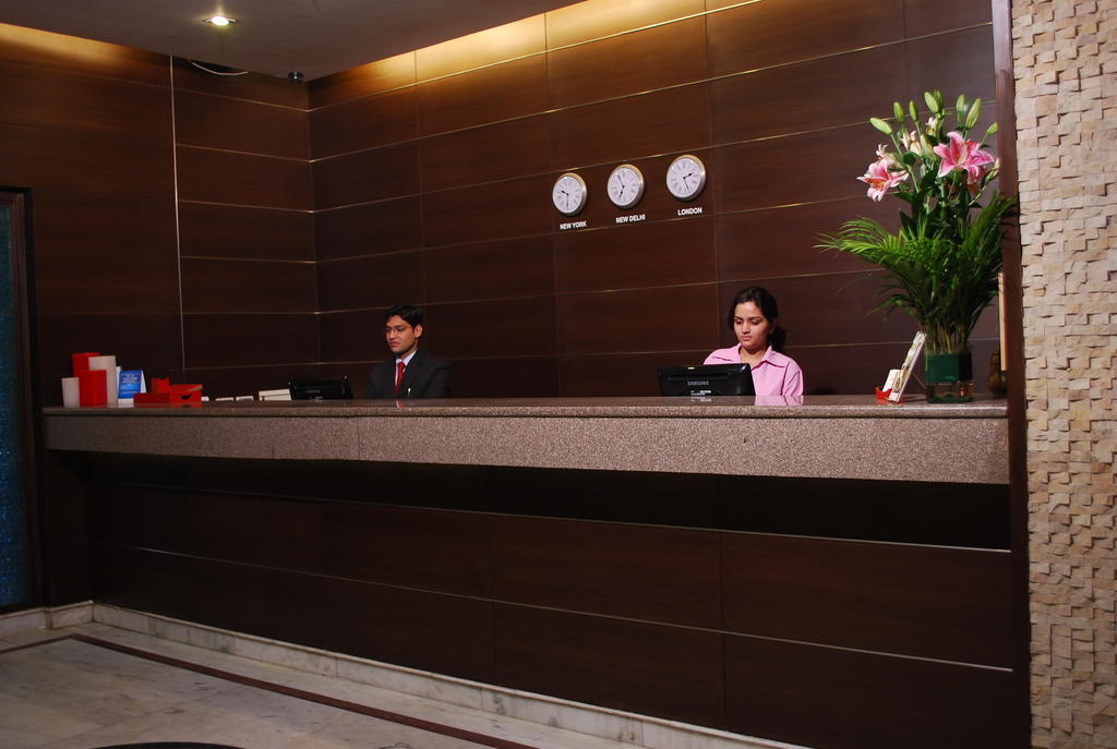 Hotel La Suite New Delhi Exterior photo