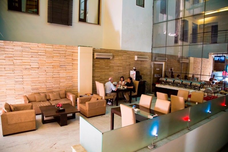 Hotel La Suite New Delhi Exterior photo